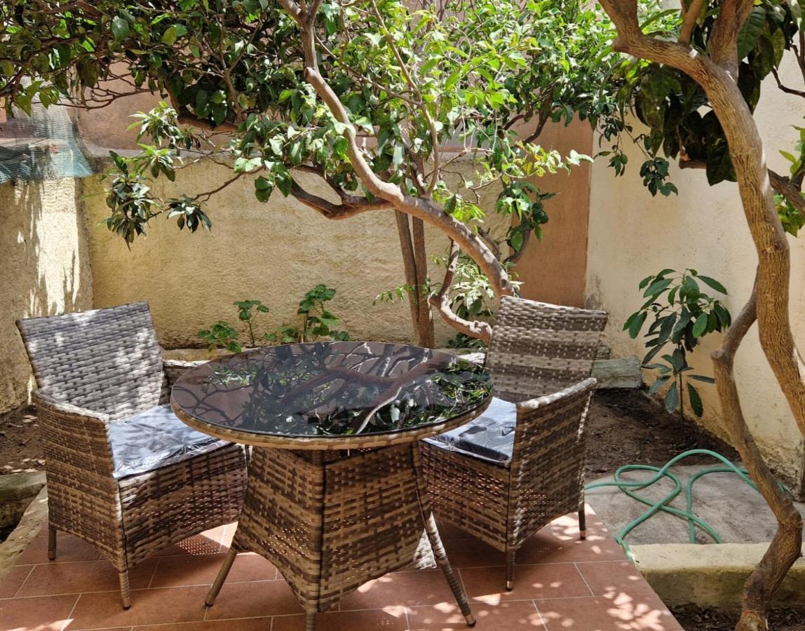 La Maddalena Holiday Home Extérieur photo